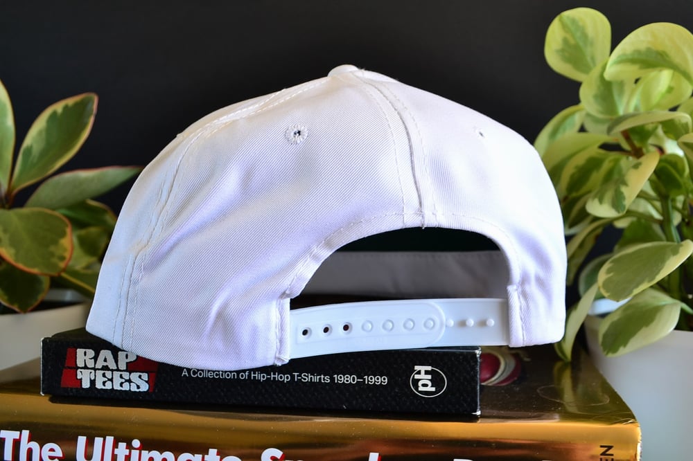 Vintage 1987-88 Los Angeles Lakers Back-to-Back Champions Snapback